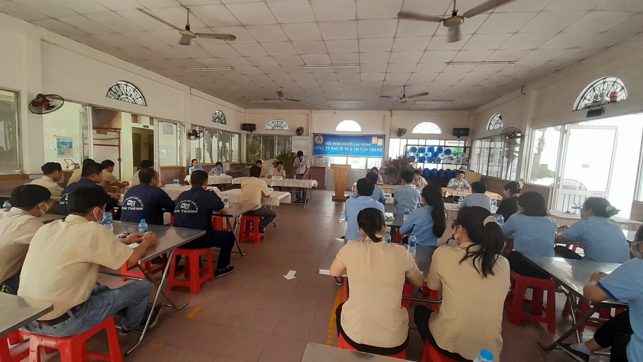 CÔNG TY TNHH BAO BÌ XUẤT KHẨU & THƯƠNG MẠI VẠN THÀNH