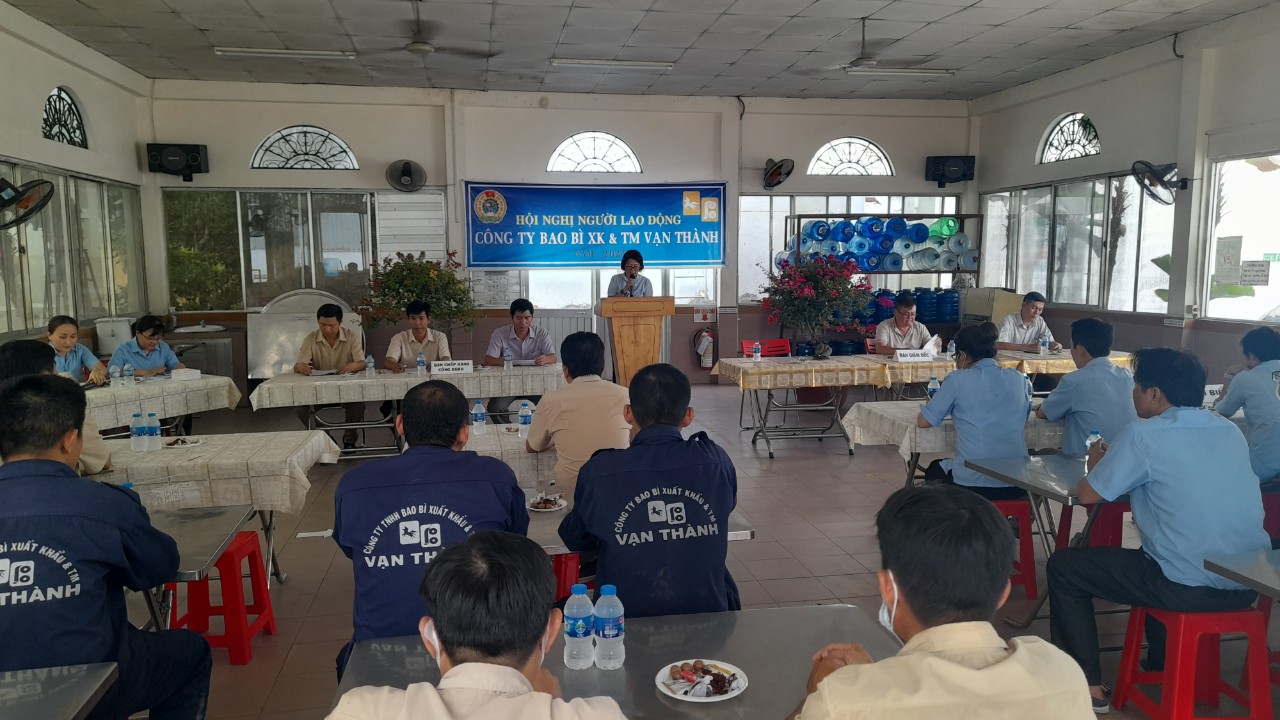 CÔNG TY TNHH BAO BÌ XUẤT KHẨU & THƯƠNG MẠI VẠN THÀNH