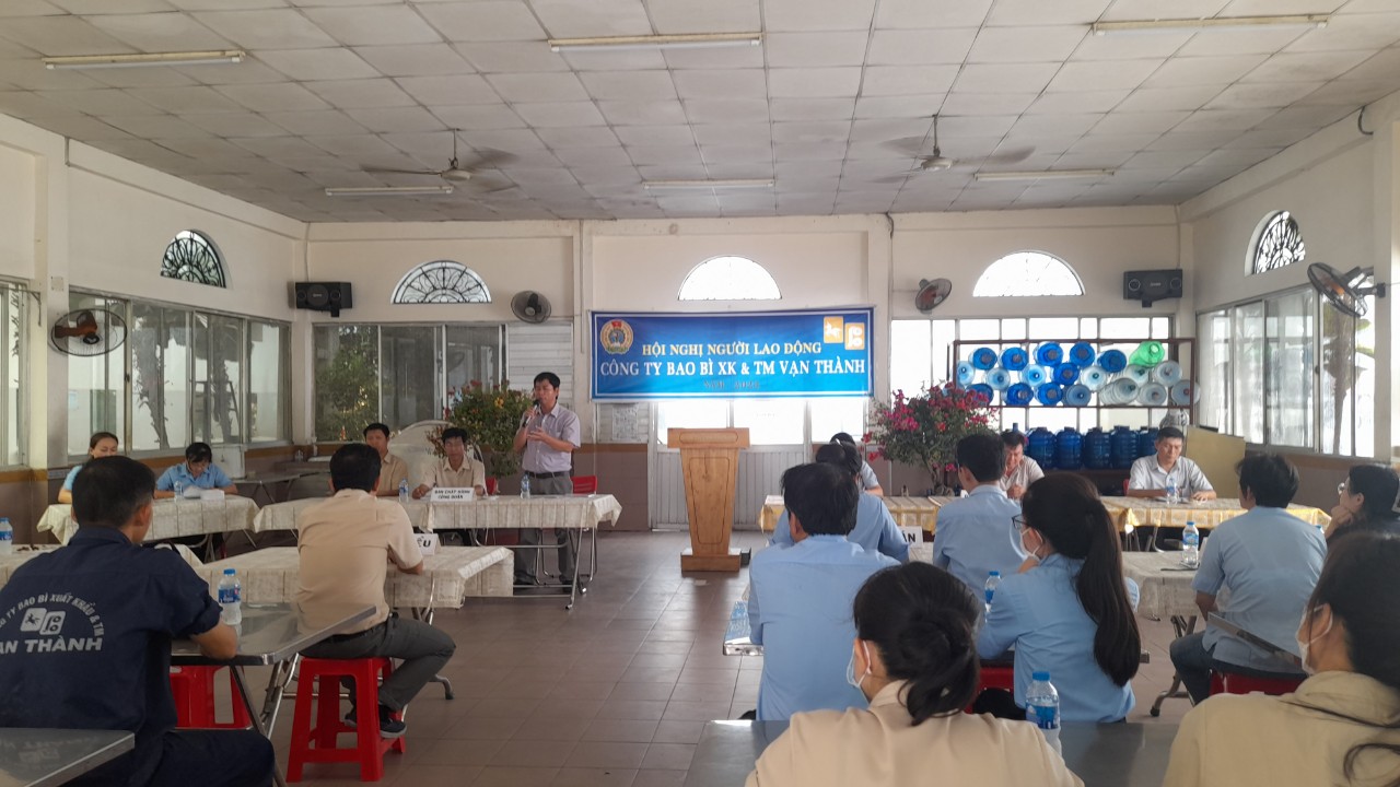 CÔNG TY TNHH BAO BÌ XUẤT KHẨU & THƯƠNG MẠI VẠN THÀNH